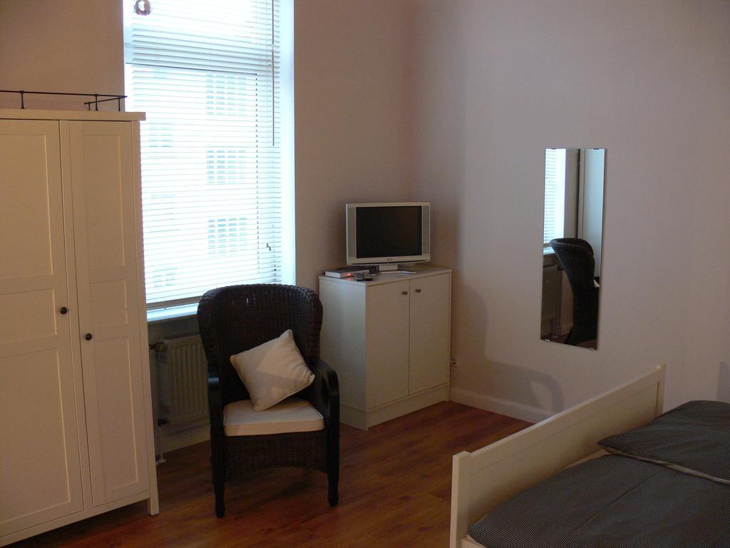 Business Flat Bahnhofstrasse Apartment Wiesbaden Ruang foto