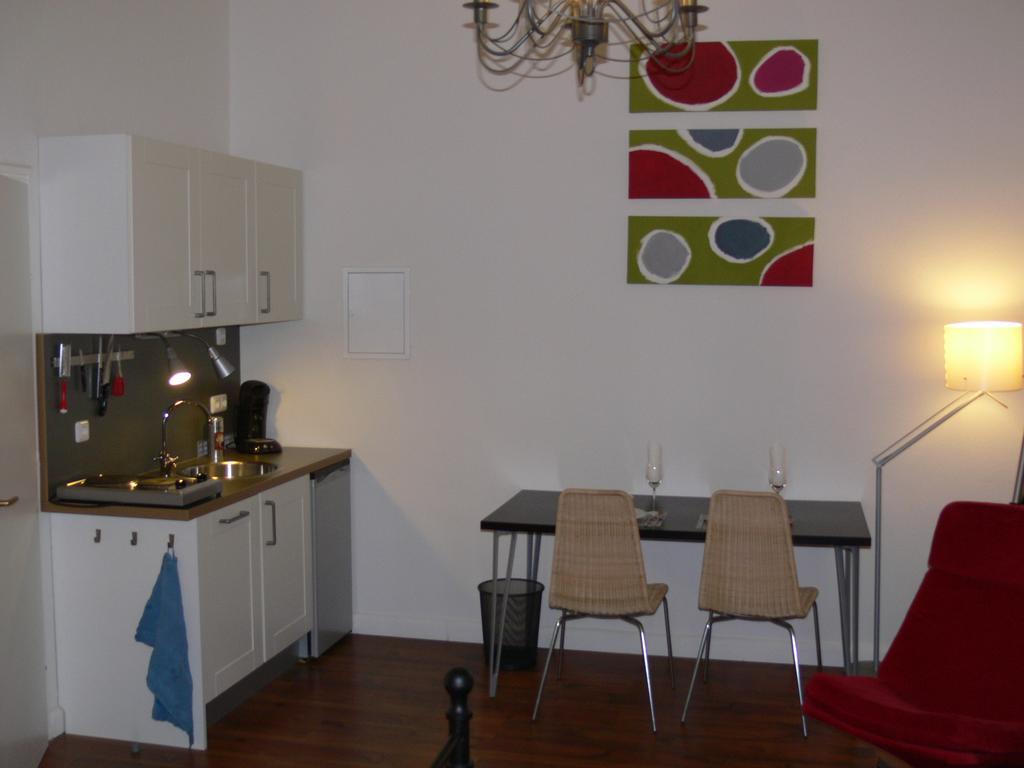 Business Flat Bahnhofstrasse Apartment Wiesbaden Ruang foto
