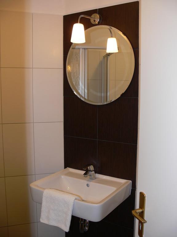 Business Flat Bahnhofstrasse Apartment Wiesbaden Ruang foto